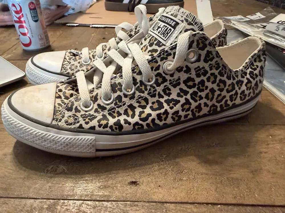 Converse Chuck Taylor All Star Low Top Leopard Print Sneakers 166260F - Picture 2 of 3